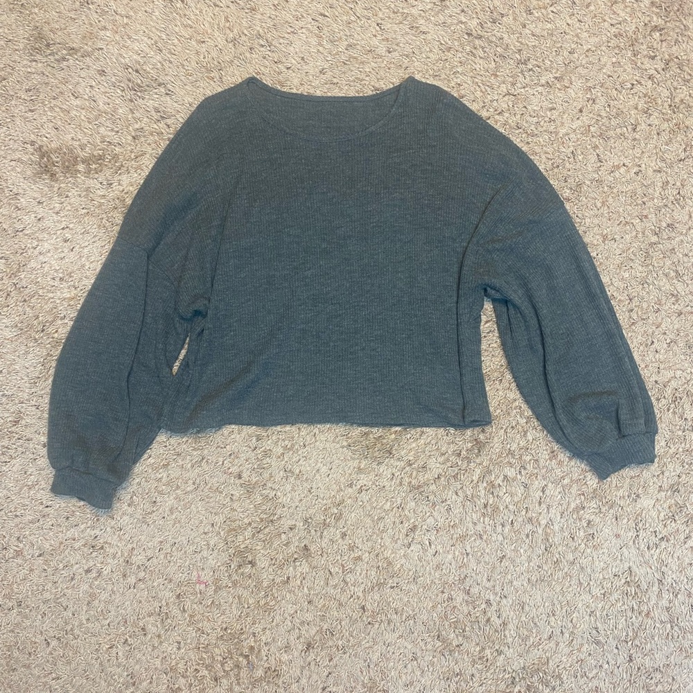 🌼 3/15 SHEIN wide arm sweater